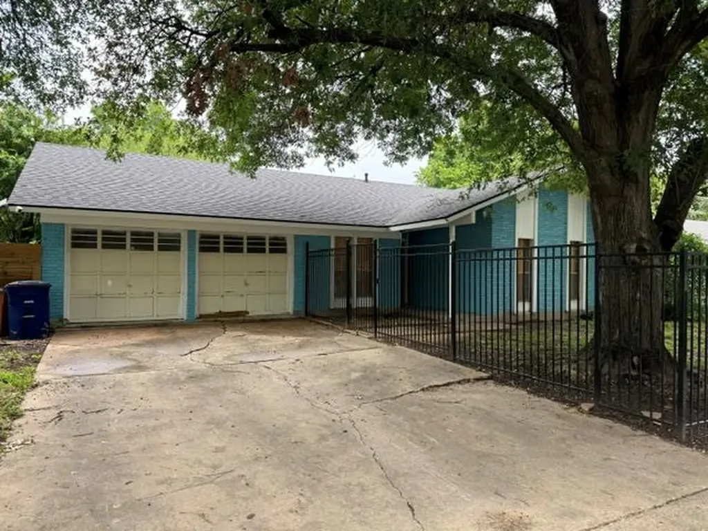 1608 Colony Creek Drive Austin TX 78758