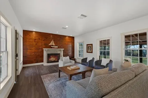 4424 Eck Lane Austin TX 78734