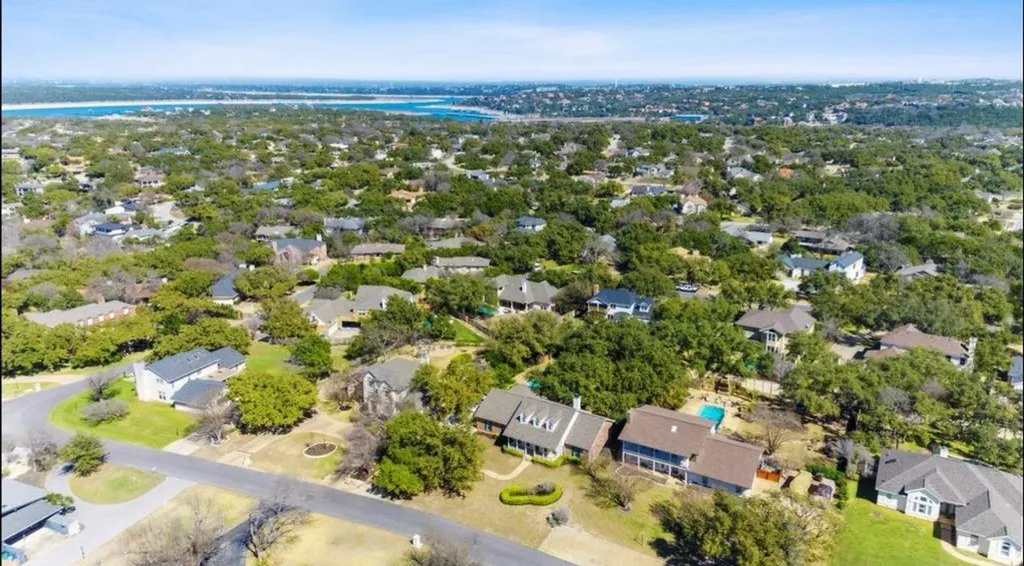 112 Snapper Street Lakeway TX 78734