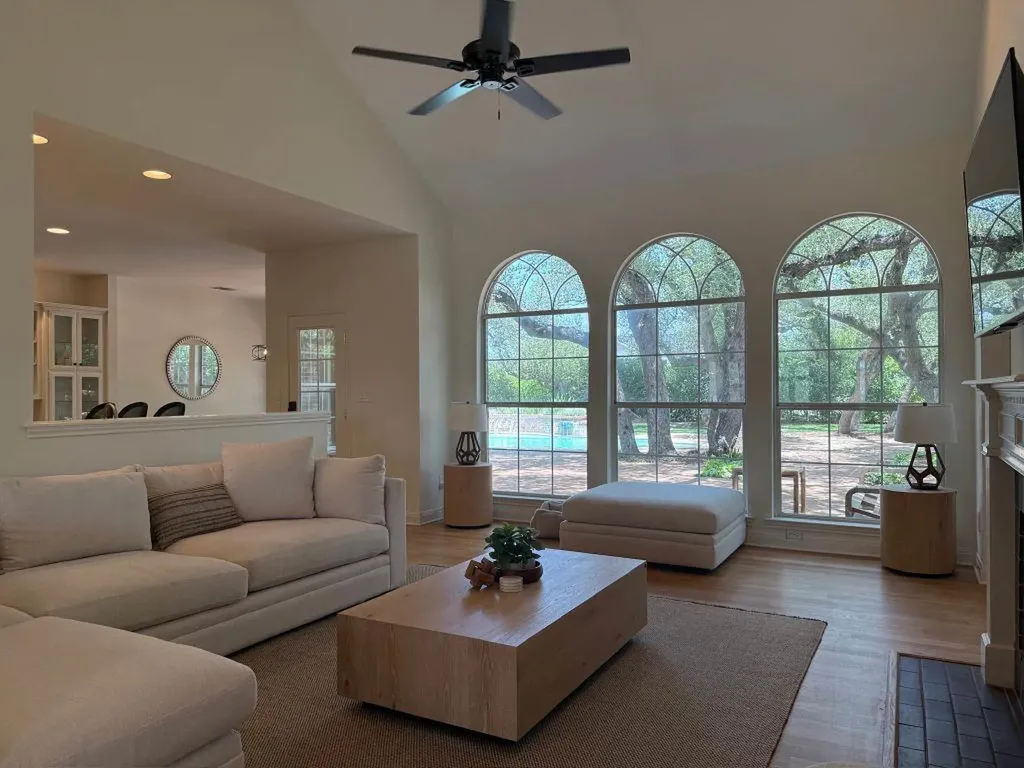 112 Snapper Street Lakeway TX 78734