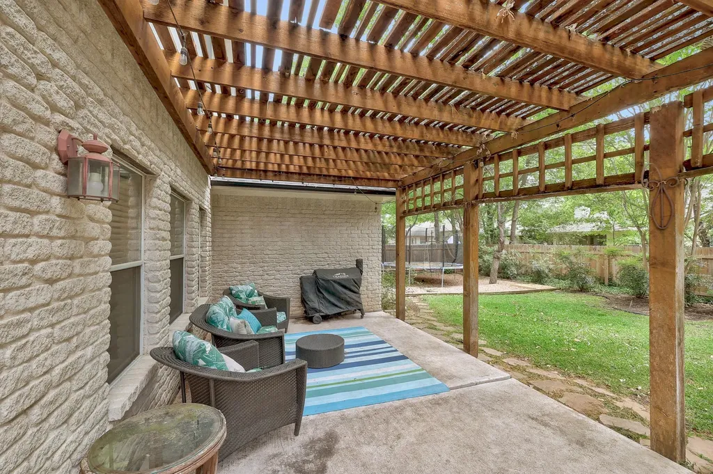 3019 Plantation Drive Round Rock TX 78681