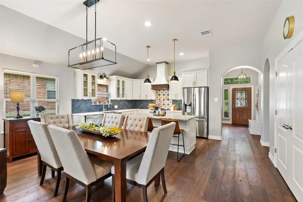 994 Hot Spring Valley Buda TX 78610