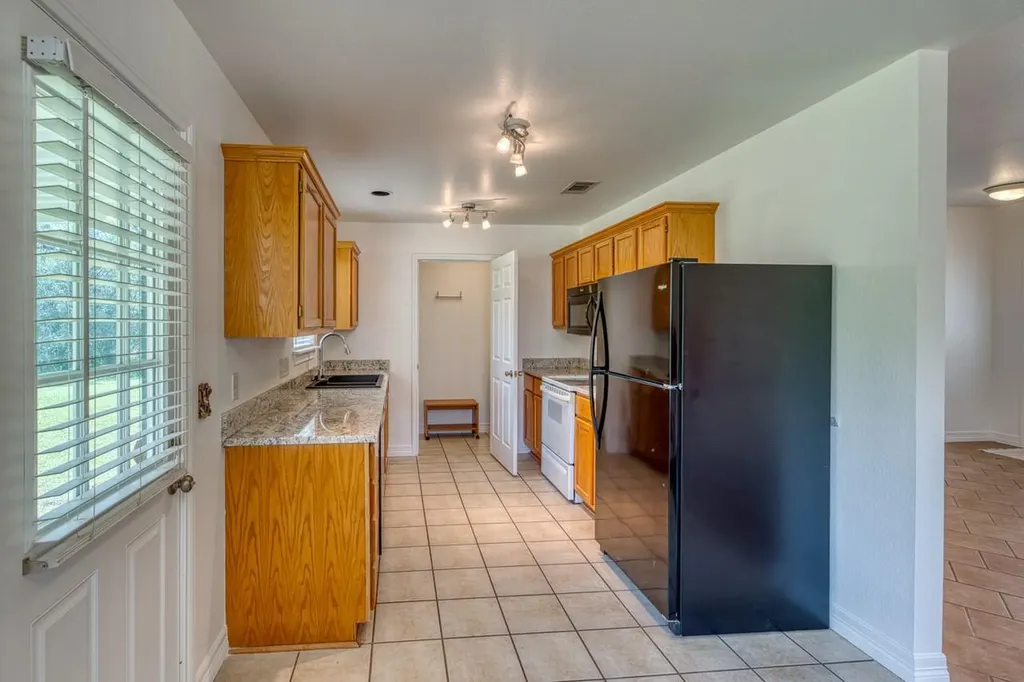 259 Lakewood Drive Granite Shoals TX 78654