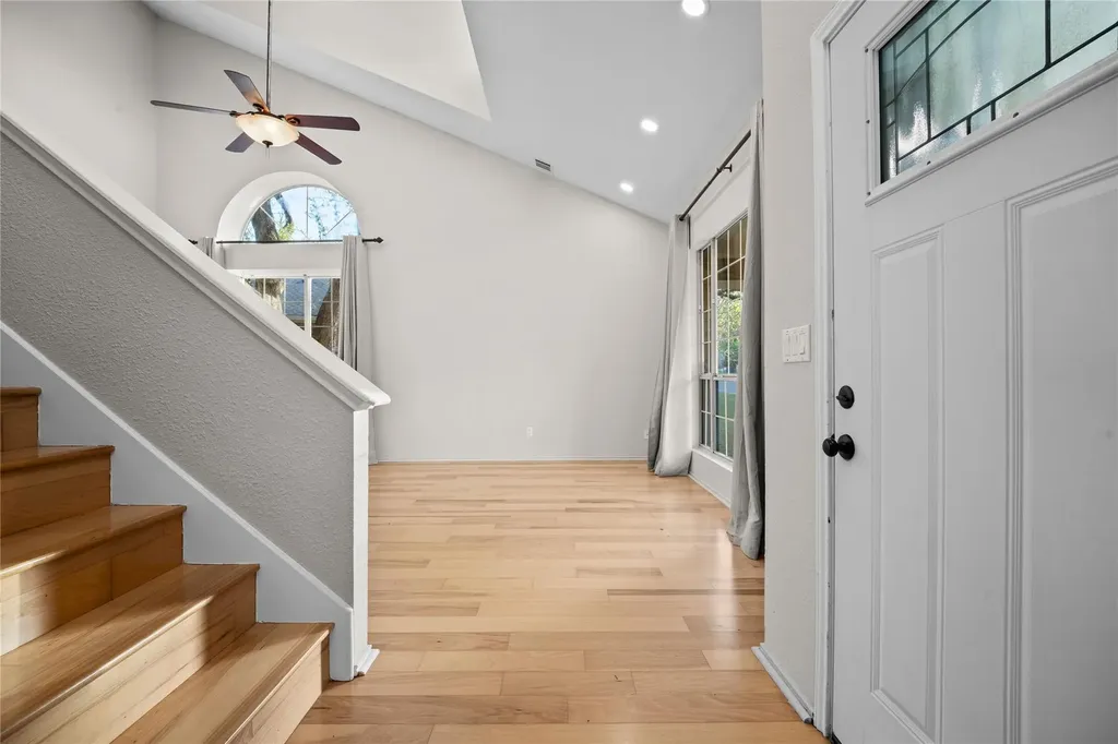 11021 Whiskey River Drive Austin TX 78748