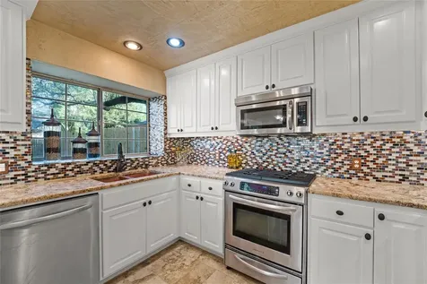 11021 Whiskey River Drive Austin TX 78748