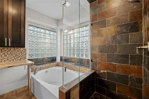11021 Whiskey River Drive Austin TX 78748