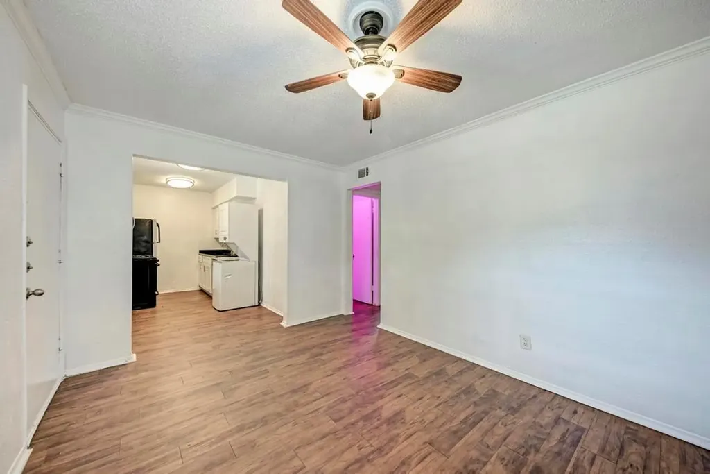 2401 Manor Road Austin TX 78722