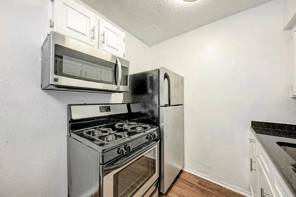 2401 Manor Road Austin TX 78722