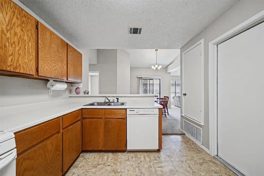 2317 Claudia June Avenue Austin TX 78728
