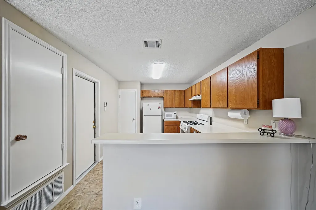 2317 Claudia June Avenue Austin TX 78728