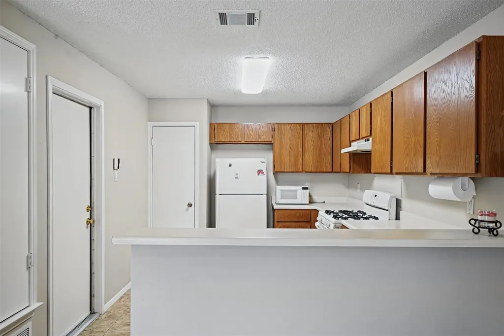 2317 Claudia June Avenue Austin TX 78728