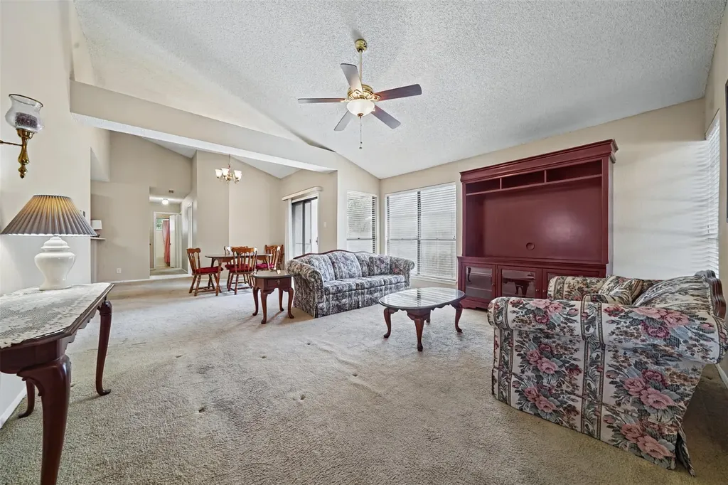 2317 Claudia June Avenue Austin TX 78728