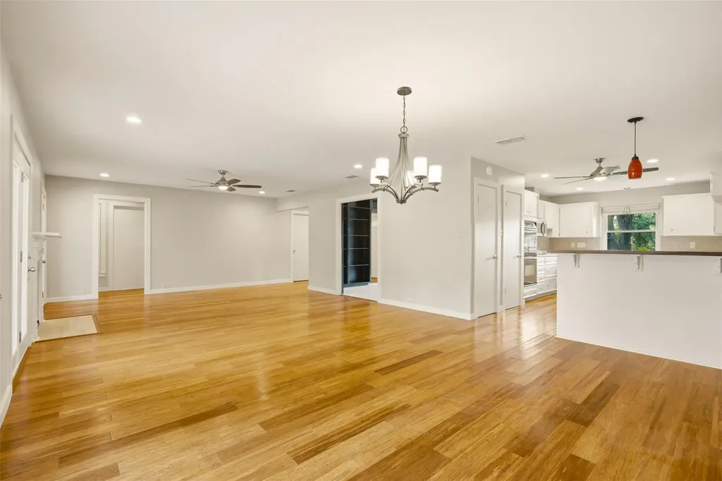 13523 Briar Hollow Drive Austin TX 78729