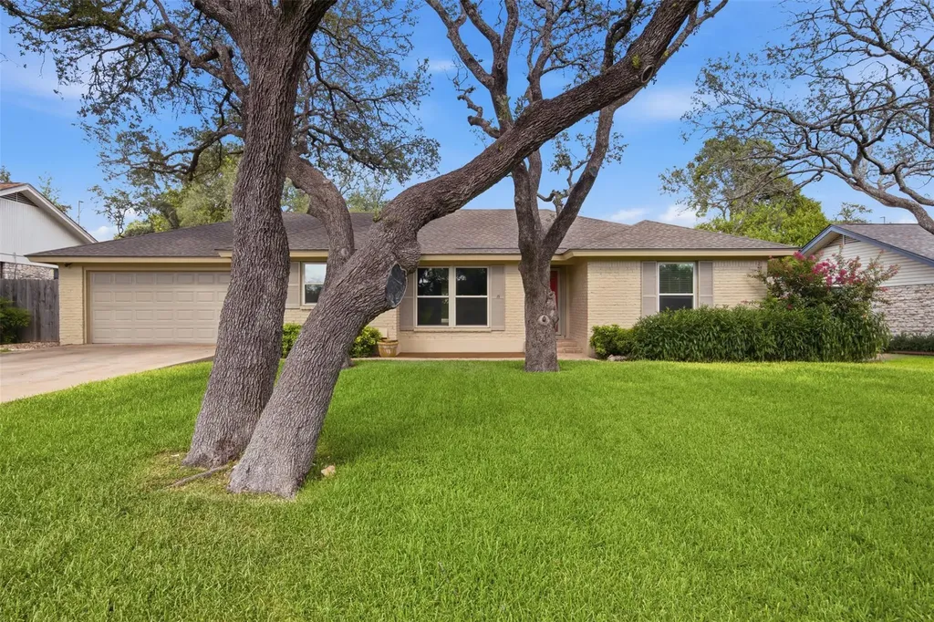 13523 Briar Hollow Drive Austin TX 78729