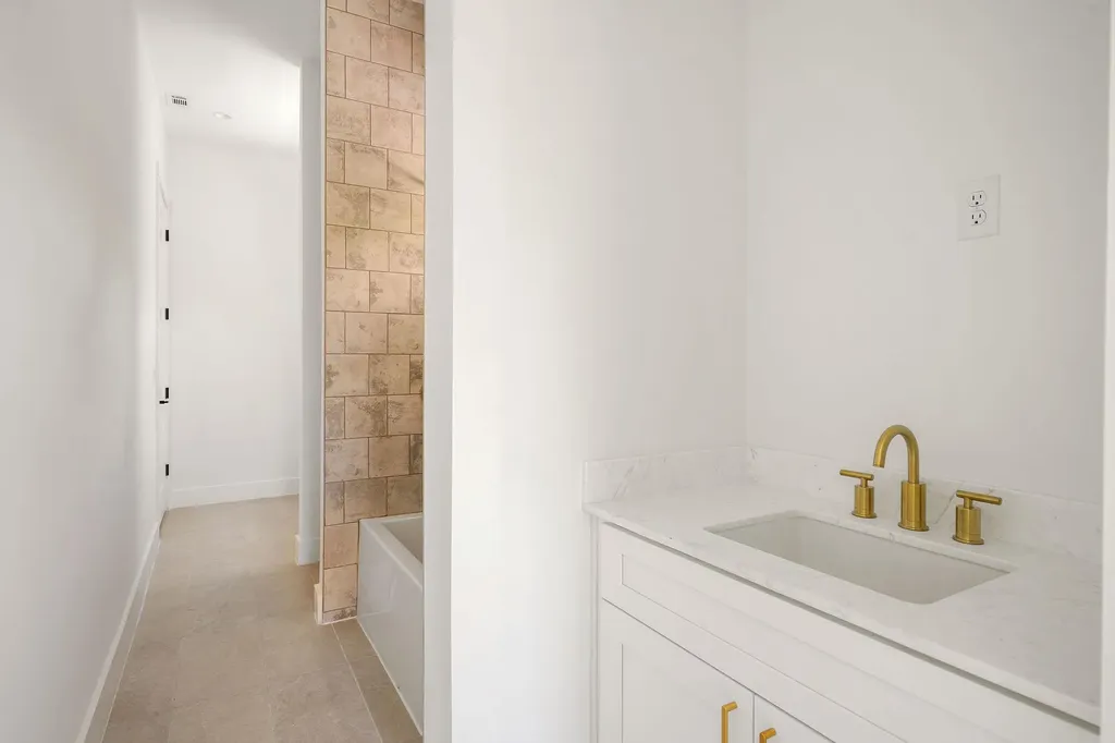 2609 Davis Lane Austin TX 78745