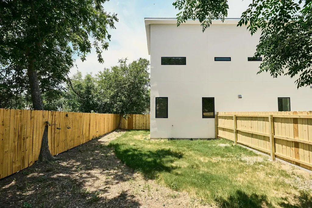 2609 Davis Lane Austin TX 78745