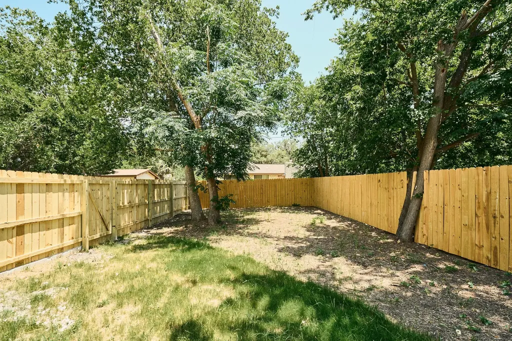 2609 Davis Lane Austin TX 78745