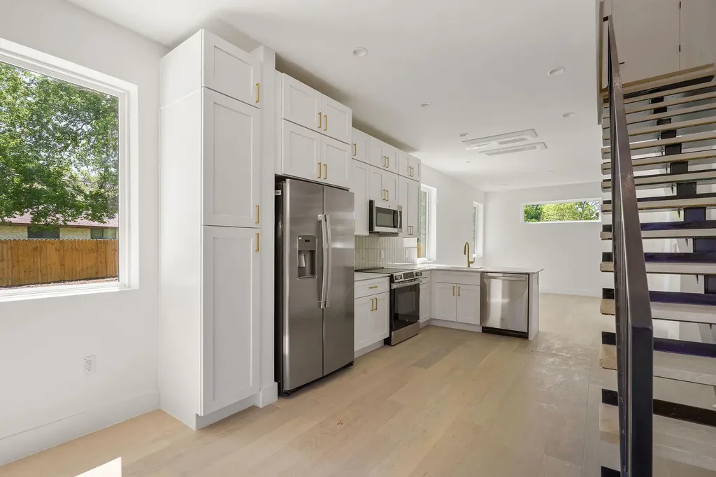 2609 Davis Lane Austin TX 78745