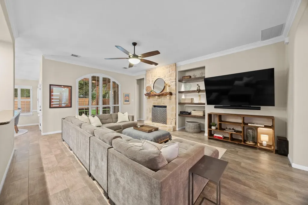 6405 Nusser Lane Austin TX 78739