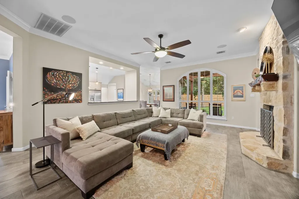 6405 Nusser Lane Austin TX 78739