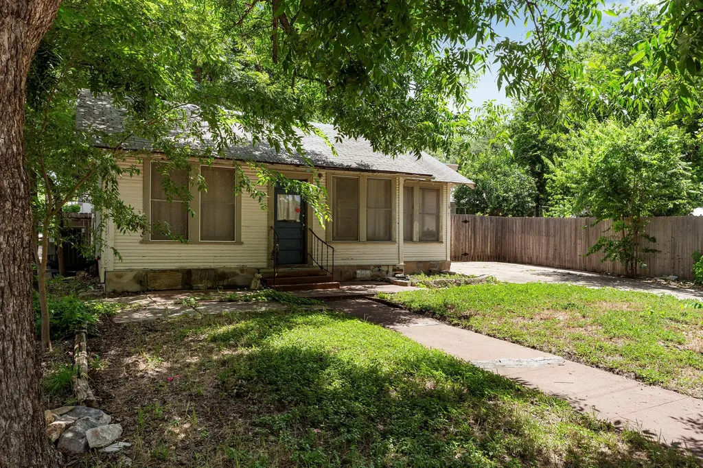 304 W 42nd Street Austin TX 78751