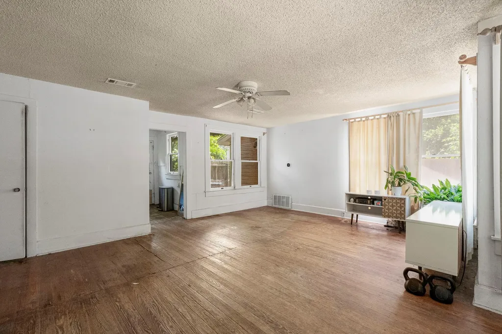 304 W 42nd Street Austin TX 78751