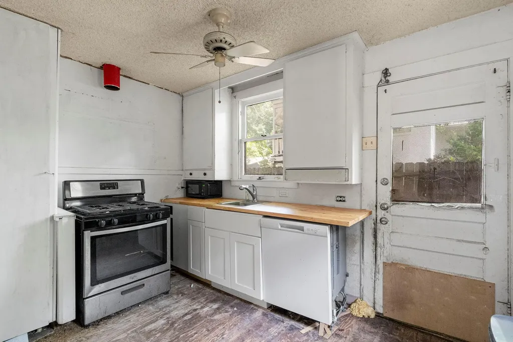 304 W 42nd Street Austin TX 78751