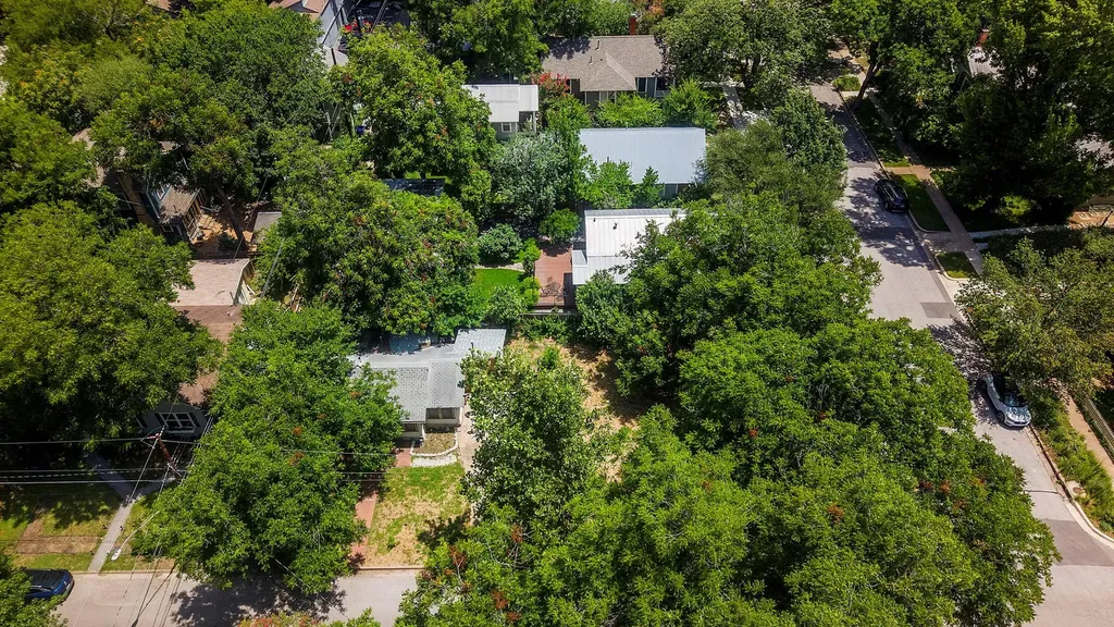 304 W 42nd Street Austin TX 78751