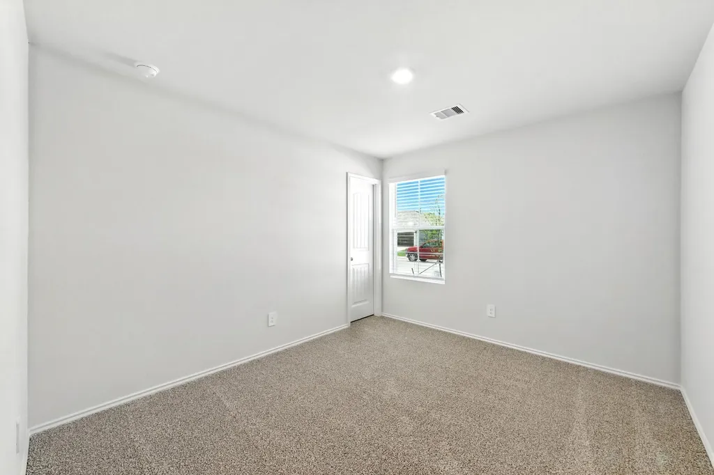 106 N Richland Drive Lockhart TX 78644