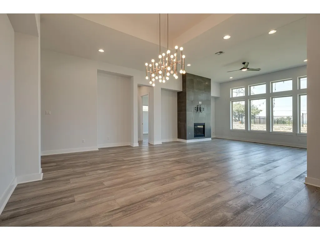 523 Baldovino Skyway Lakeway TX 78738