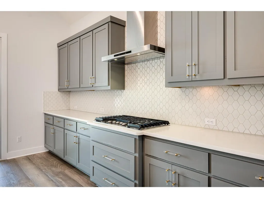 523 Baldovino Skyway Lakeway TX 78738