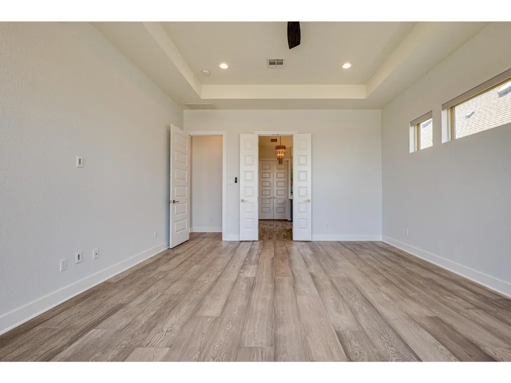 523 Baldovino Skyway Lakeway TX 78738