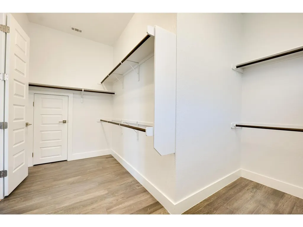 523 Baldovino Skyway Lakeway TX 78738