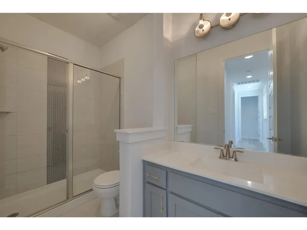 523 Baldovino Skyway Lakeway TX 78738