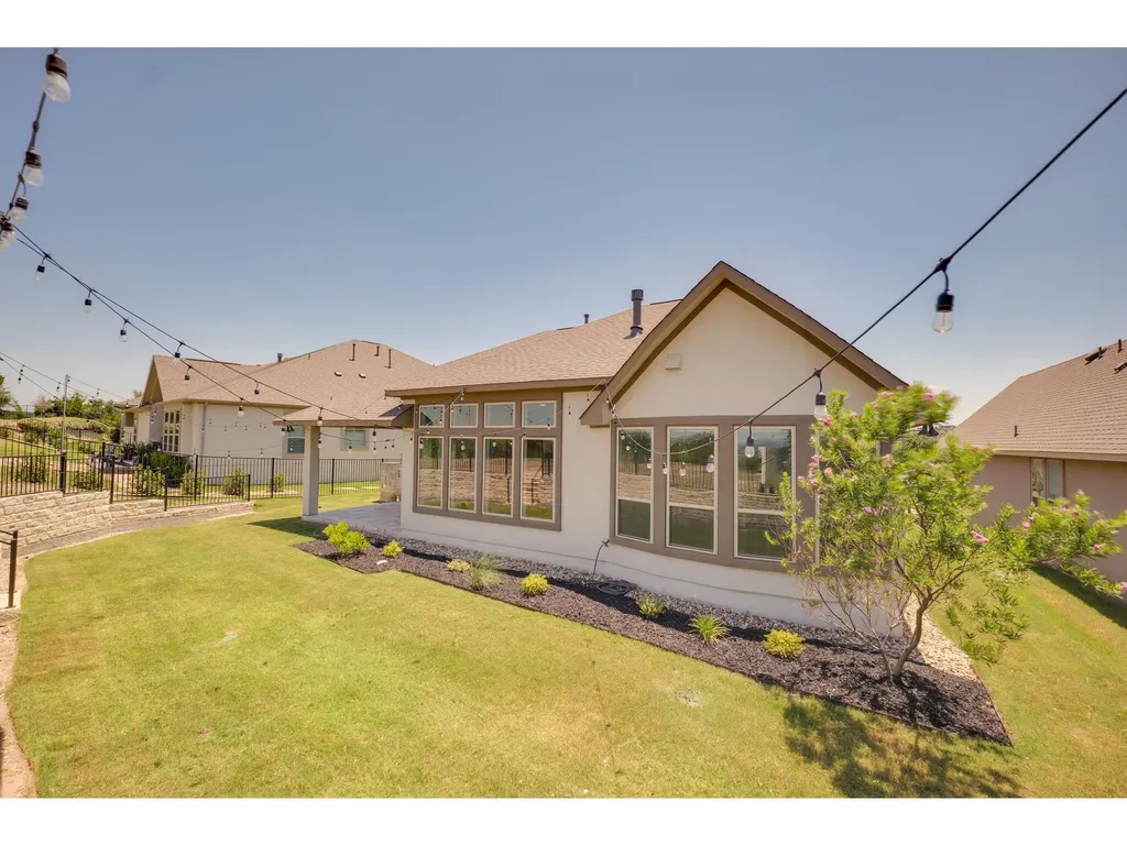 523 Baldovino Skyway Lakeway TX 78738