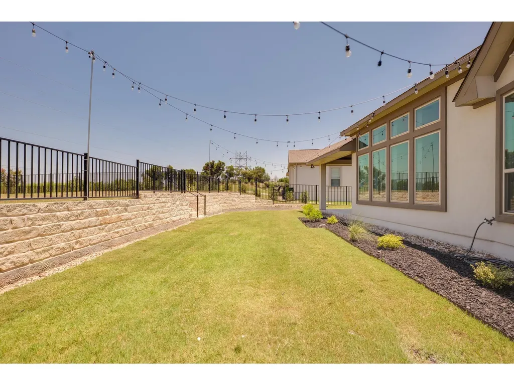 523 Baldovino Skyway Lakeway TX 78738