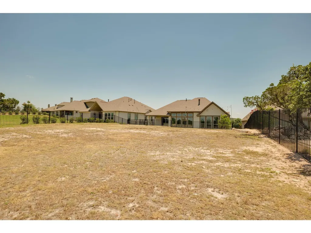 523 Baldovino Skyway Lakeway TX 78738