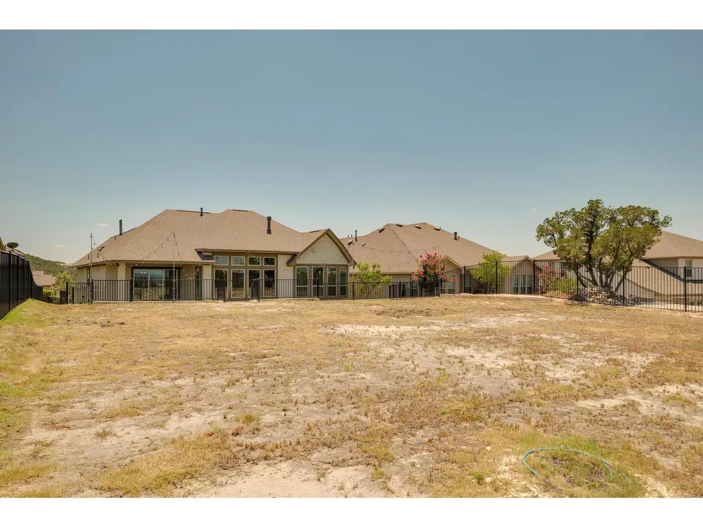 523 Baldovino Skyway Lakeway TX 78738
