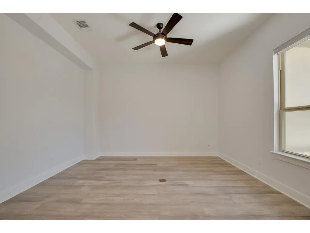 523 Baldovino Skyway Lakeway TX 78738