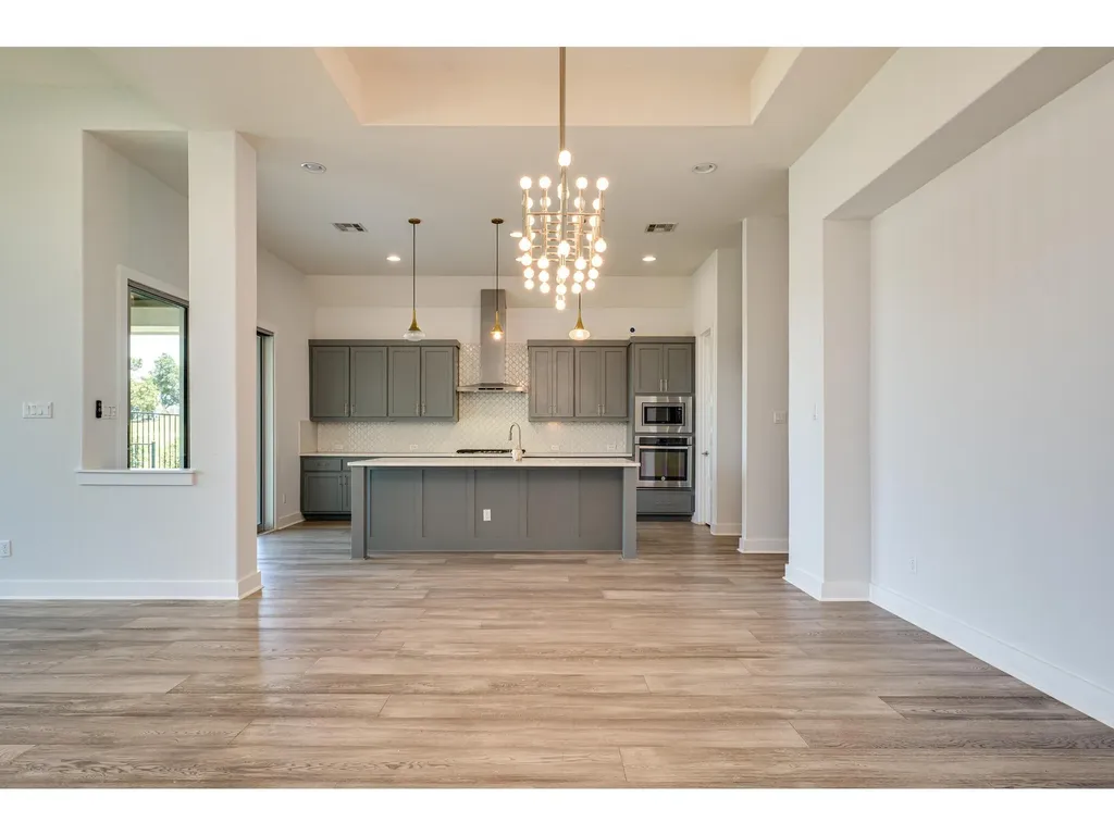 523 Baldovino Skyway Lakeway TX 78738