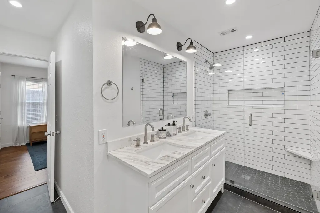 11609 Fast Horse Drive Austin TX 78759
