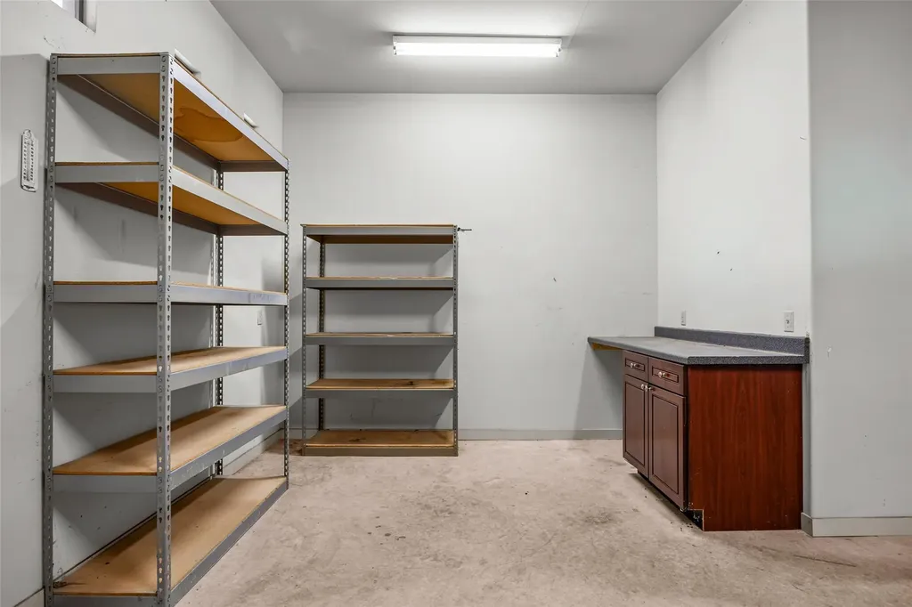 13 Treemont Drive Austin TX 78746