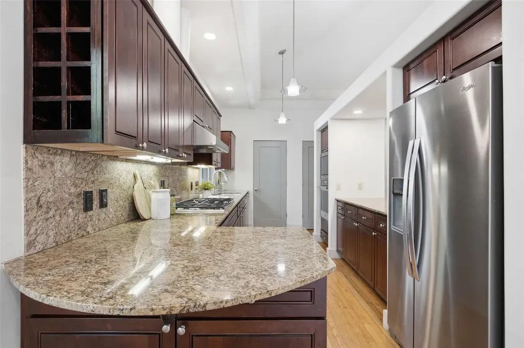 13 Treemont Drive Austin TX 78746