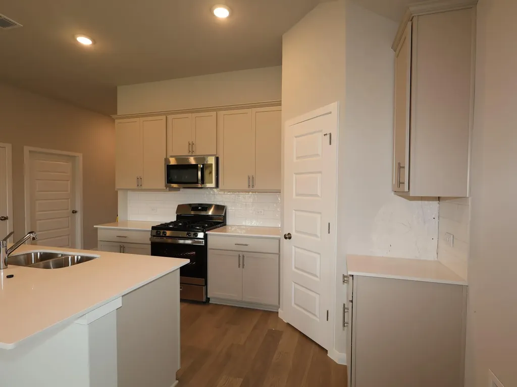 4613 Lava Island Drive Austin TX 78747