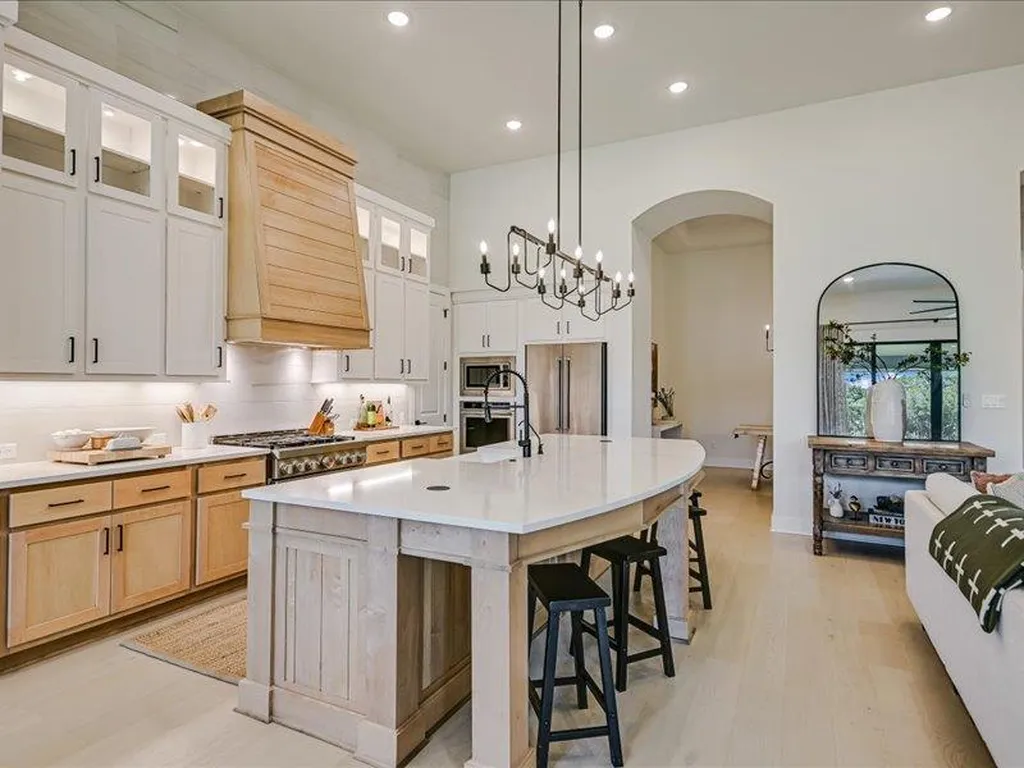320 Old Stone Road Austin TX 78737