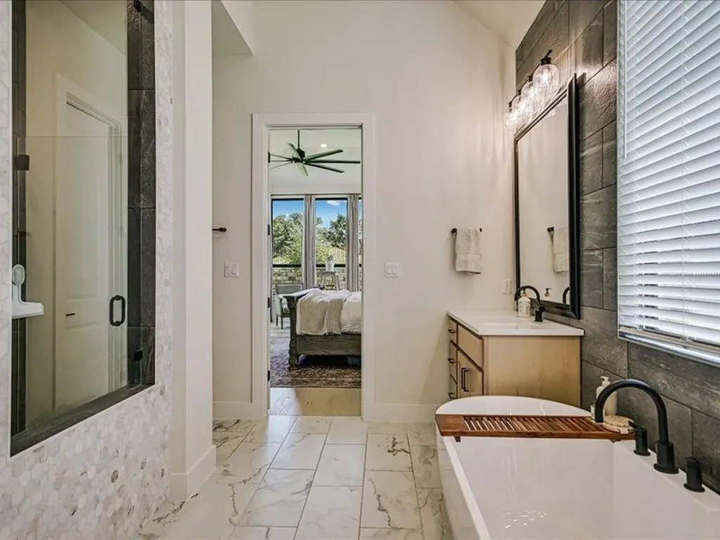 320 Old Stone Road Austin TX 78737