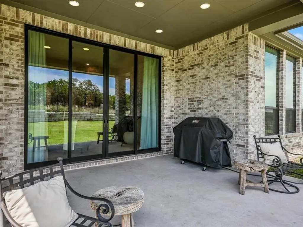 320 Old Stone Road Austin TX 78737