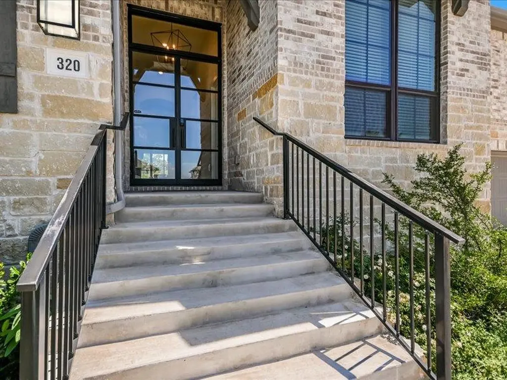 320 Old Stone Road Austin TX 78737