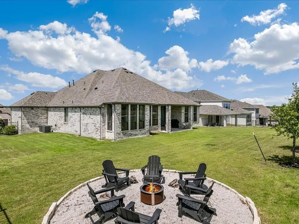 320 Old Stone Road Austin TX 78737