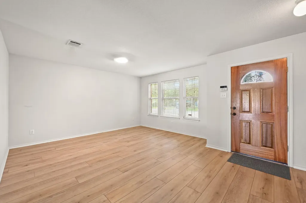 11140 Currin Lane Austin TX 78748